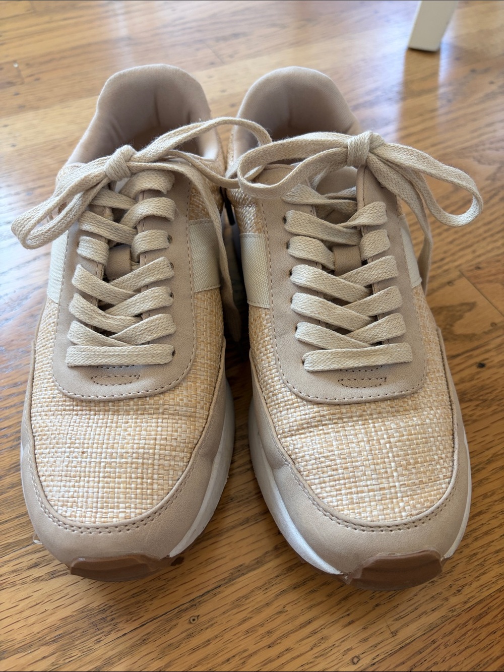 Dolce Vita Breela Sneaker